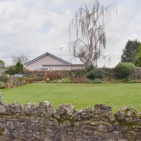 Primrose Bank